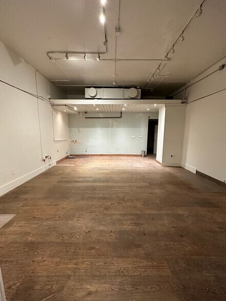 More Photos Of 1957-1959 Union St, San Francisco Apartments For Lease