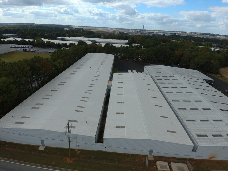 More Photos Of 4281 Old Dixie Hwy, Atlanta Distribution For Lease