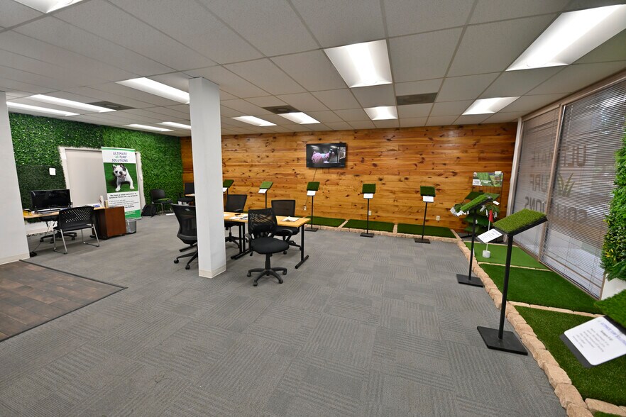 More Photos Of 121 Interpark Blvd, San Antonio Research And Development For Lease