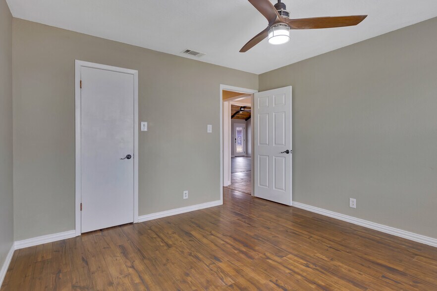 More Photos Of 7405 E County Road 110, Midland Land For Sale