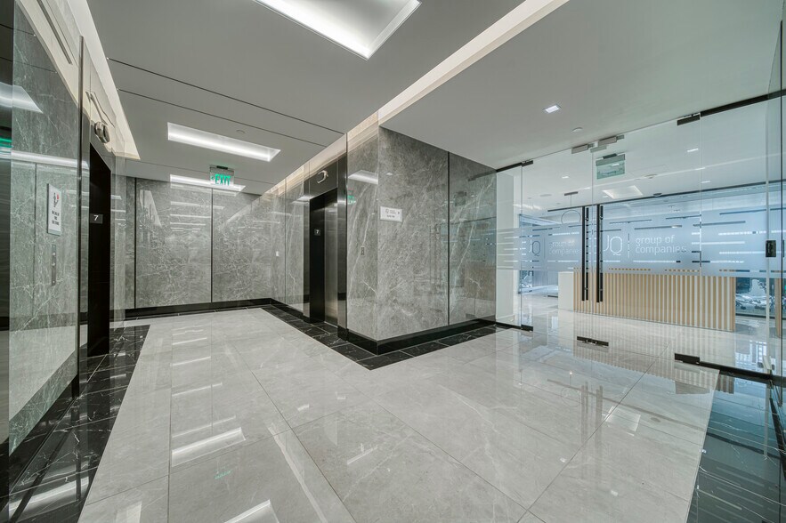 More Photos Of 1200 Brickell Ave, Miami Office For Lease