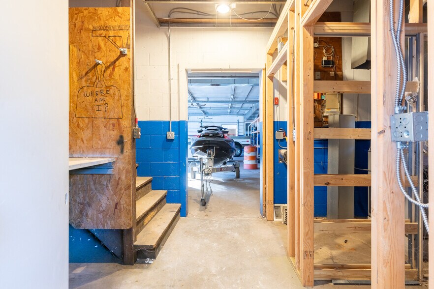 More Photos Of 159 Park St, Bristol Office For Sale