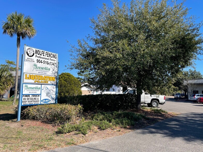 More Photos Of 850500 Us-17, Yulee Warehouse For Lease