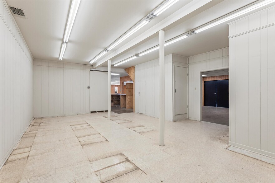 More Photos Of 2305 N State Highway 208, Colorado City Industrial For Sale