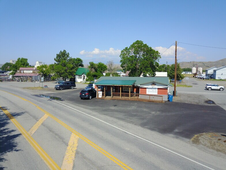 More Photos Of 153 Big Timber Rd loop, Big Timber Fast Food For Sale