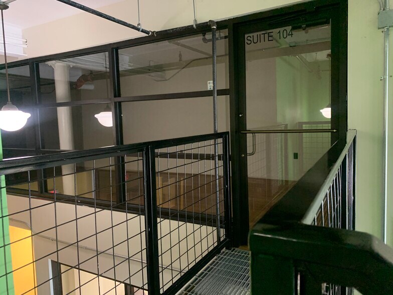 More Photos Of 120 W 2nd St, Taylor General Retail For Sale