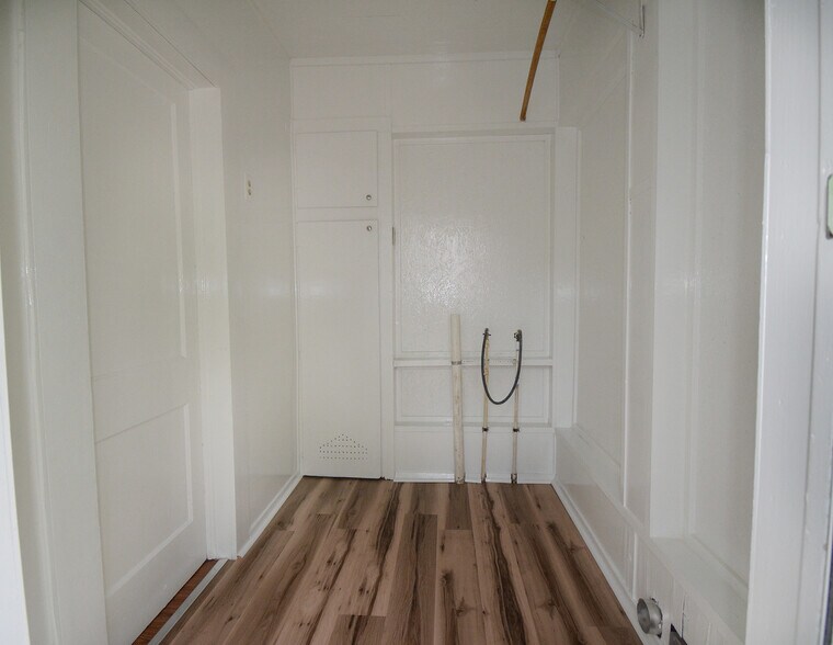 More Photos Of , Brenham Specialty For Sale