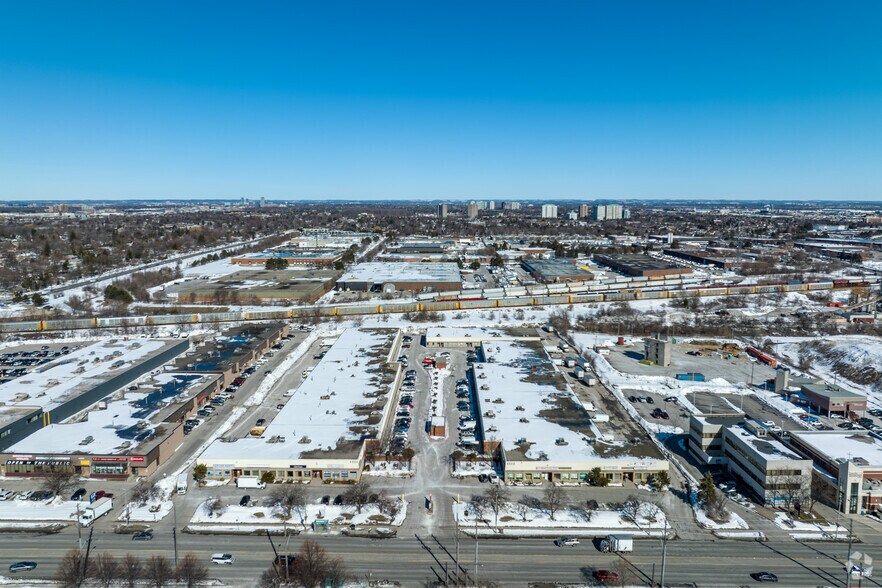 More Photos Of 4500 Sheppard Ave, Toronto Flex For Lease