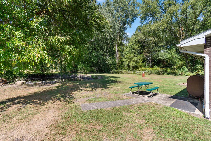 More Photos Of 7000 Manchester Rd, Canal Fulton Office For Sale