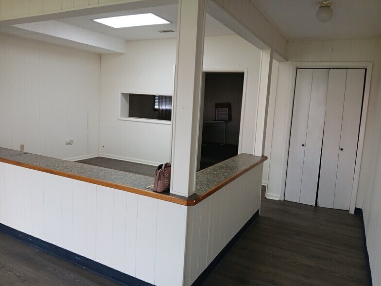 More Photos Of 320 South Dr Hwy 1 SOuth Hwy, Natchitoches Apartments For Sale