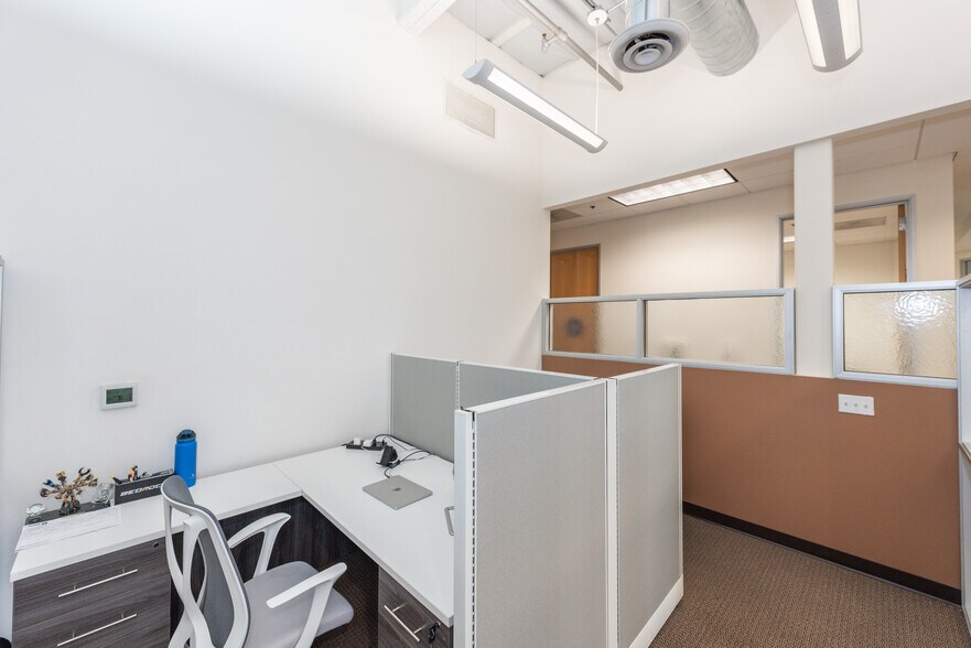 More Photos Of 8925 Research Dr, Irvine Office For Lease