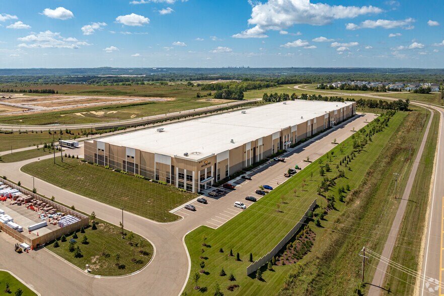 More Photos Of 7601 100th St S, Cottage Grove Distribution For Lease