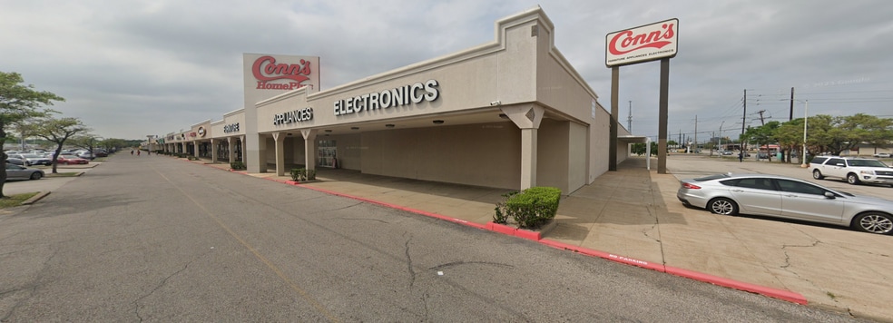 Primary Photo Of 126-190 Gateway, Beaumont Unknown For Lease