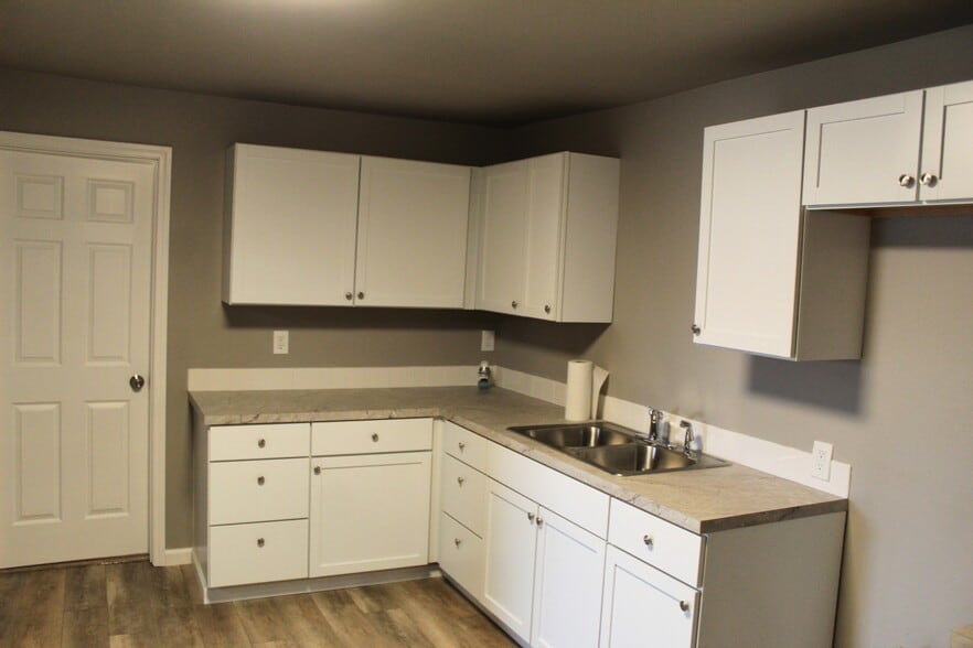 More Photos Of 801 S Mill St, Clio Apartments For Sale