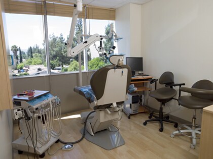 More Photos Of 18250 Roscoe Blvd, Northridge Medical For Lease