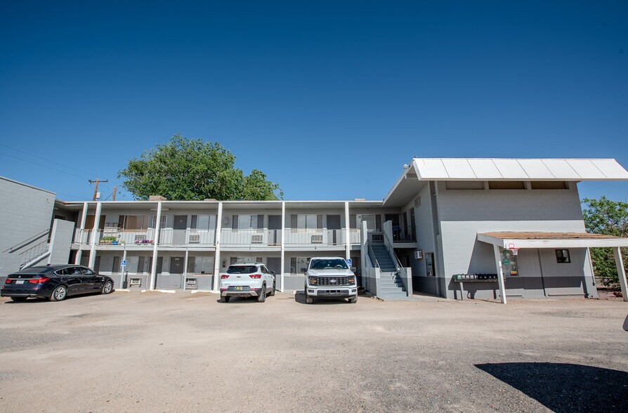 More Photos Of 1220 E Second St, Winslow Apartments For Sale