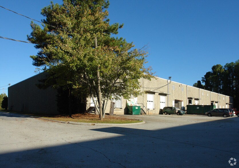 More Photos Of 6479 Peachtree Industrial Blvd, Atlanta Distribution For Lease