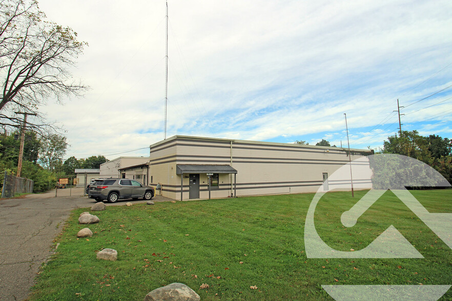 Primary Photo Of 415 N Lafayette St, South Lyon Warehouse For Sale