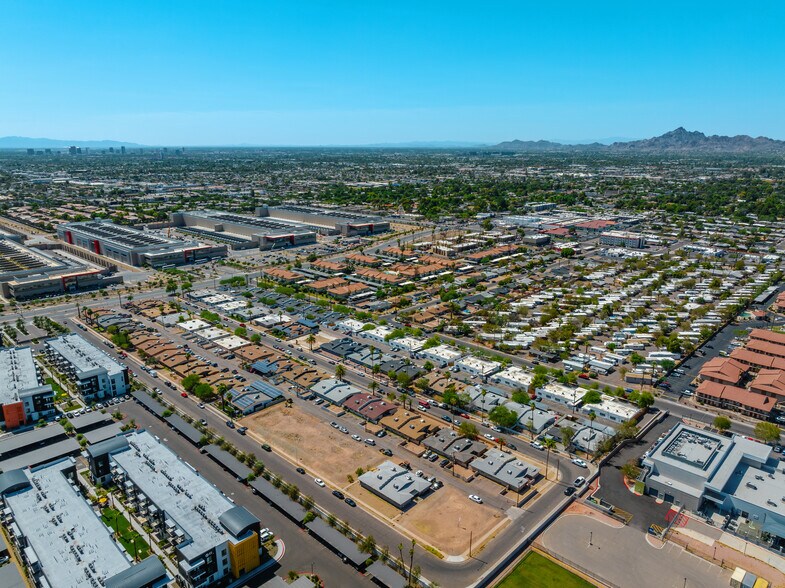 More Photos Of 4121 E Moreland St, Phoenix Apartments For Sale