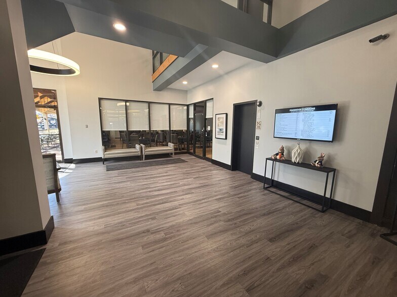 More Photos Of 1580 McLaughlin Run Rd, Upper Saint Clair Office For Lease