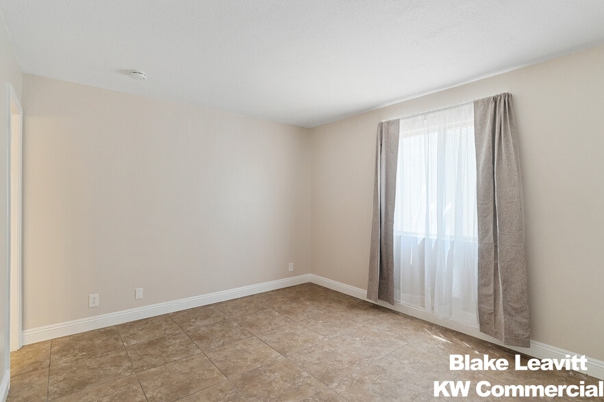More Photos Of , Las Vegas Multifamily For Sale