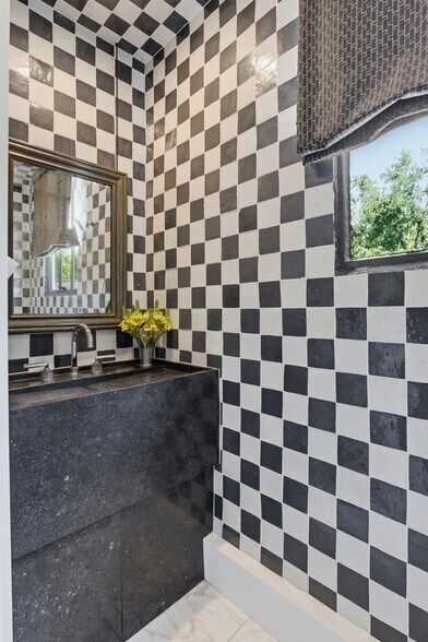 More Photos Of 829 Gale Ln, Nashville Loft Creative Space For Sale