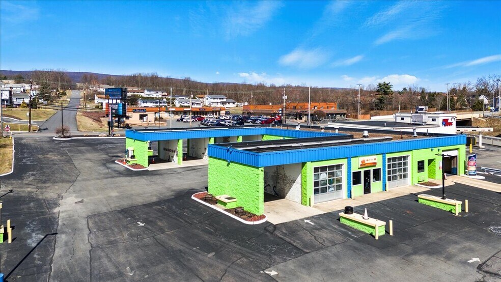 More Photos Of 901 S Main St, Taylor Carwash For Sale