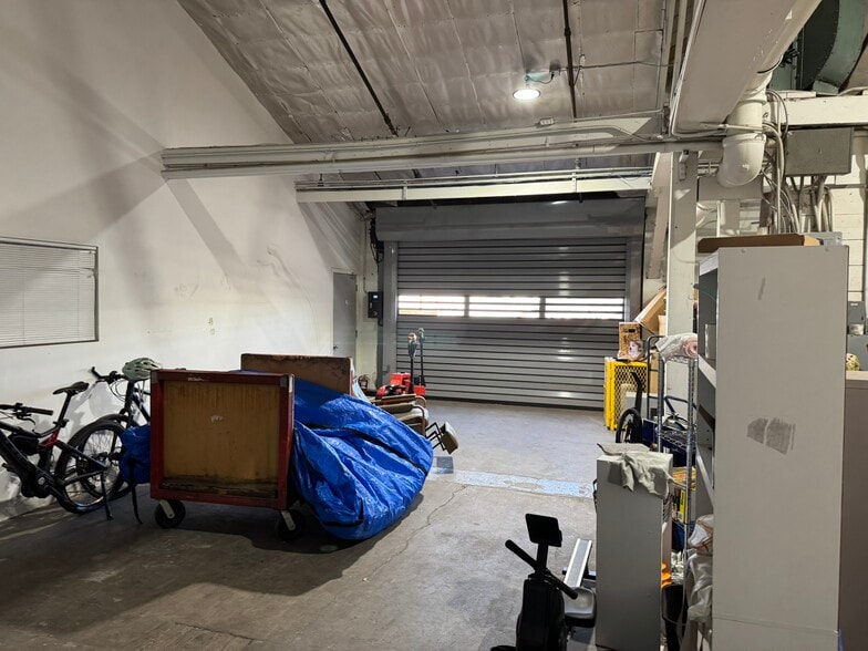 More Photos Of 1744 W 166th St, Gardena Manufacturing For Sale