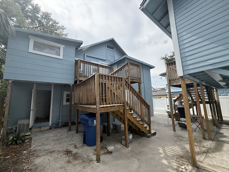 More Photos Of 945 Crescent Lake Dr N, Saint Petersburg Apartments For Sale