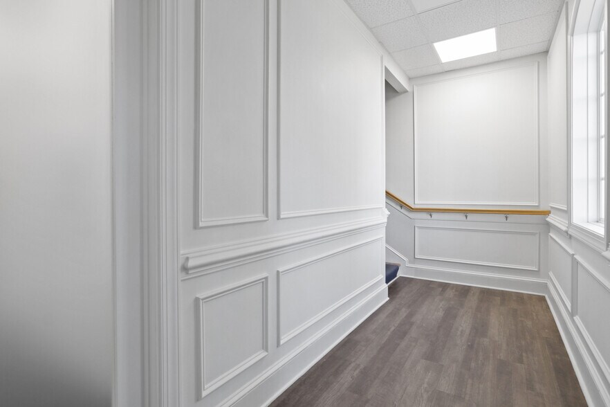 More Photos Of 761B Monroe St, Herndon Office Residential For Lease