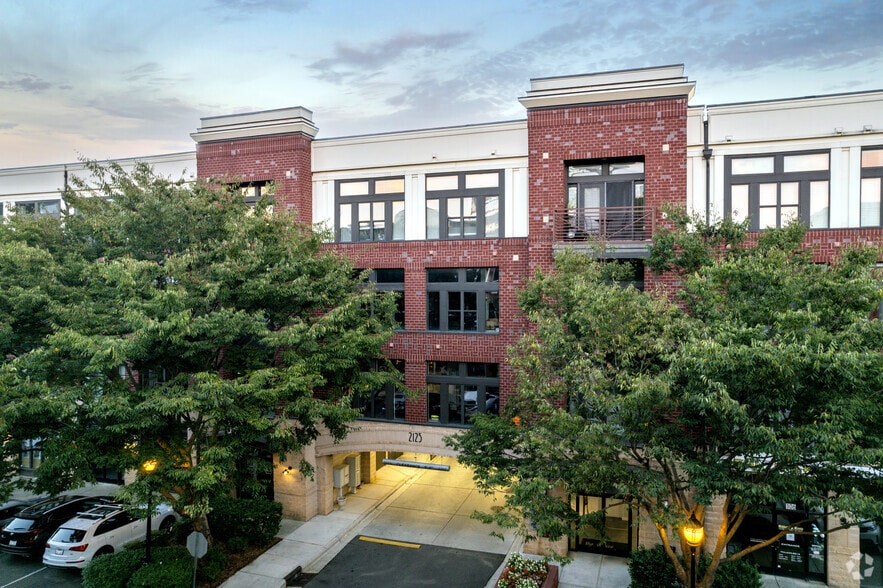 More Photos Of 2115-2135 Southend Dr, Charlotte Apartments For Lease