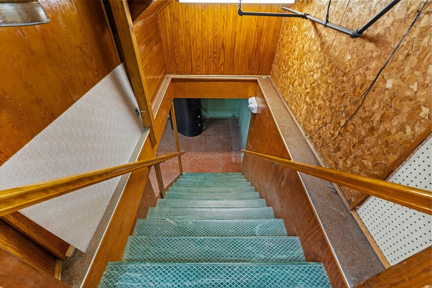 More Photos Of 1637 Acushnet Ave, New Bedford Freestanding For Sale