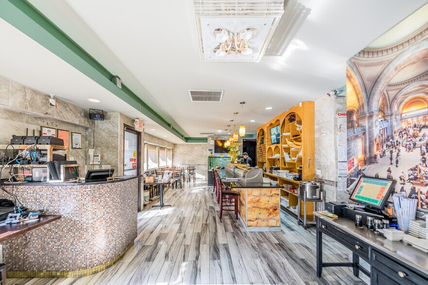 More Photos Of 1506 Bronxdale Ave, Bronx Restaurant For Sale