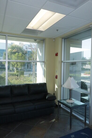 More Photos Of 2816 Columbia St, Torrance Light Distribution For Lease