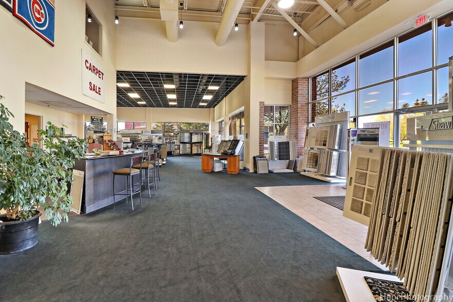 More Photos Of 195 N Milwaukee Ave, Vernon Hills Storefront Retail Office For Sale