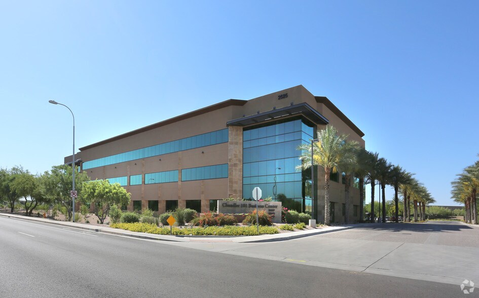 More Photos Of 2525 W Frye Rd, Chandler Office For Lease