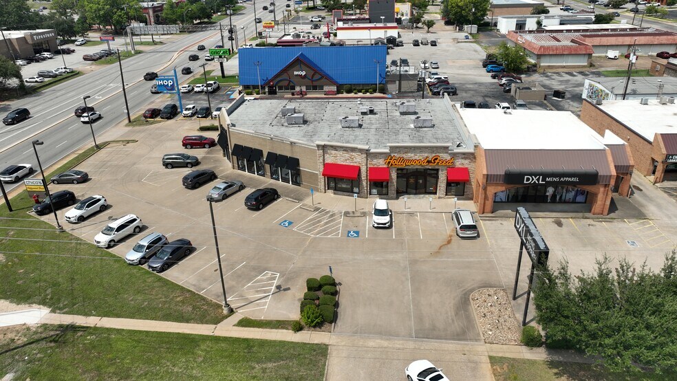 More Photos Of 4249 S Broadway Ave, Tyler General Retail For Sale