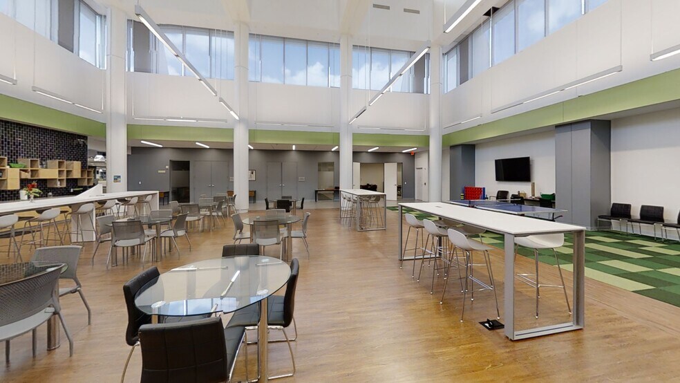 More Photos Of 5050 Conference Way N, Boca Raton Office For Lease