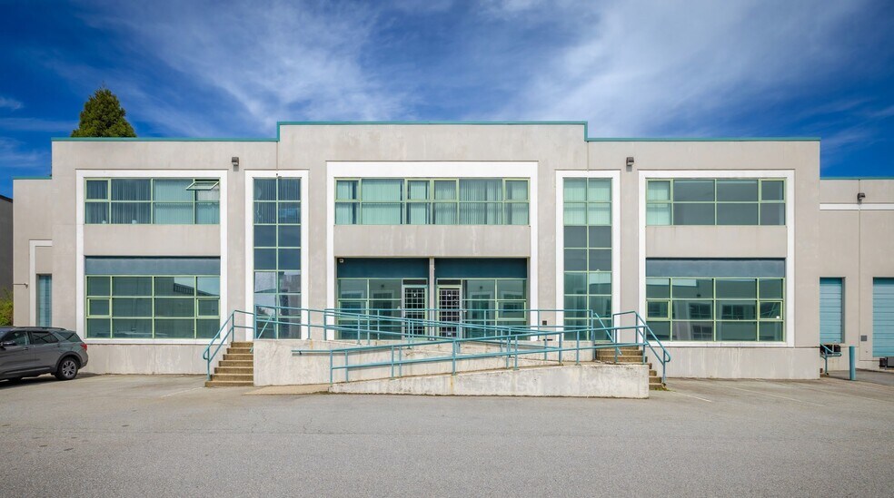 More Photos Of 7541 Conway Ave, Burnaby Flex For Lease
