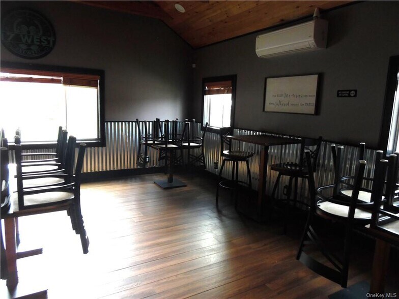 More Photos Of 89 Sullivan Ave, Liberty Bar For Sale