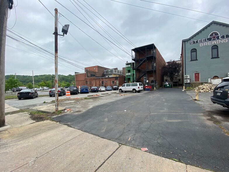 More Photos Of 126 E Lincoln Hwy, Coatesville Apartments For Lease