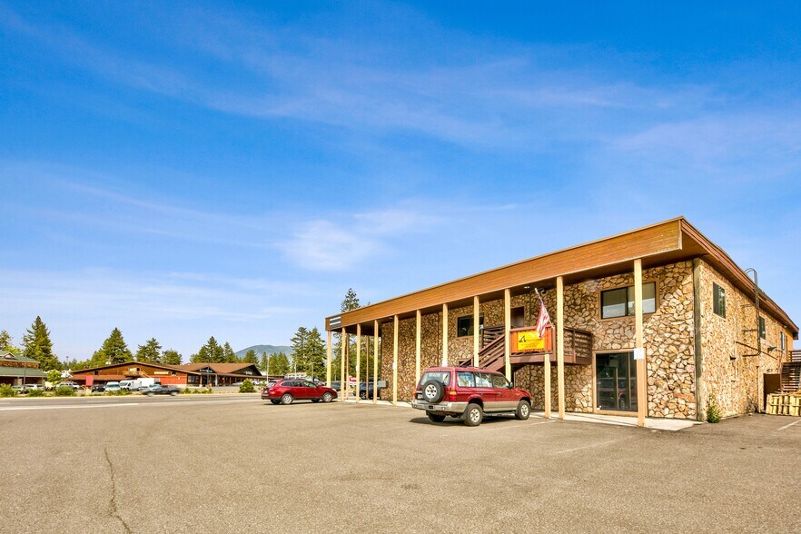 More Photos Of 960 Emerald Bay Rd, South Lake Tahoe Freestanding For Sale