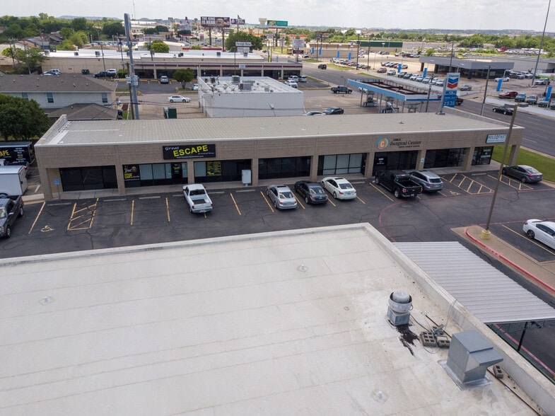 More Photos Of 4400 E Stan Schlueter Loop, Killeen Unknown For Lease