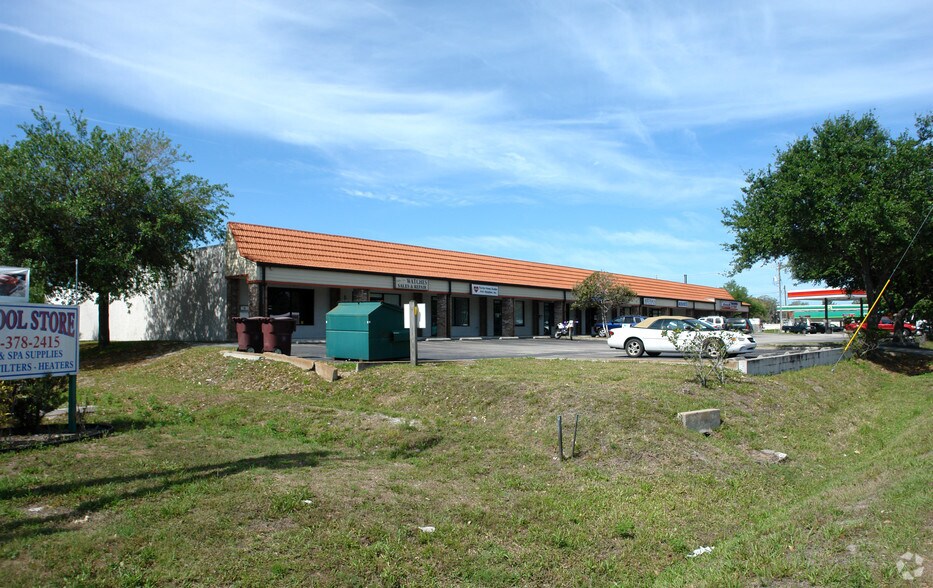 More Photos Of 5940 Palmer Blvd, Sarasota Unknown For Lease