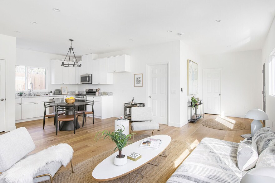 More Photos Of 4363 Eagle Rock Blvd, Los Angeles Multifamily For Sale