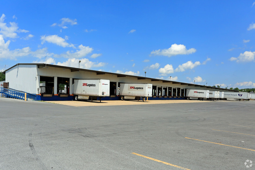 Primary Photo Of 503 Mason Dixon Rd, Greencastle Distribution For Lease