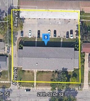 More Photos Of 220 28th Street Dr SE, Cedar Rapids Apartments For Sale