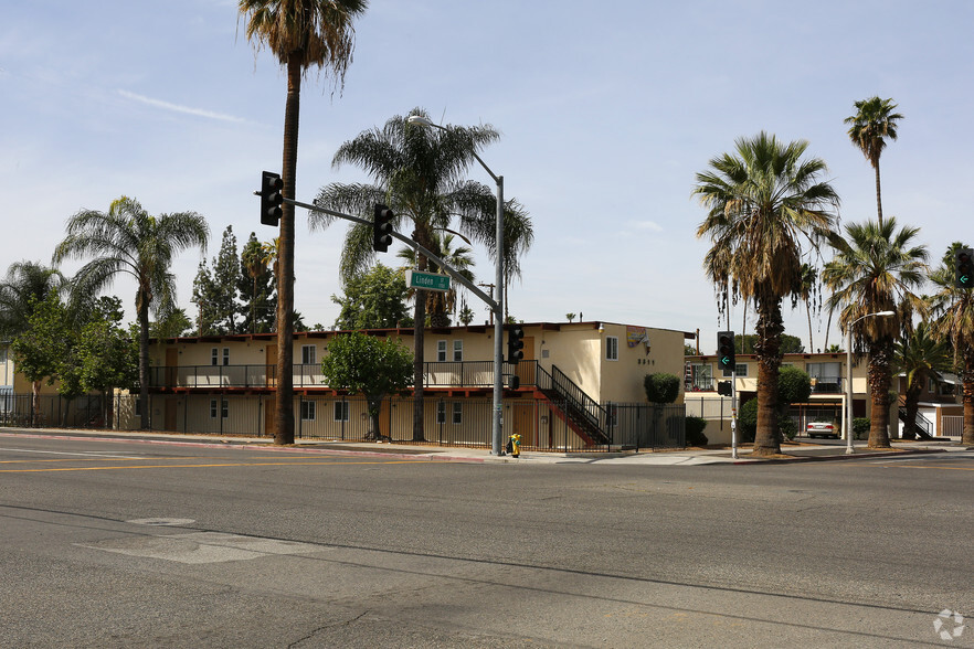 Primary Photo Of 3511 Chicago Ave, Riverside Apartments For Sale