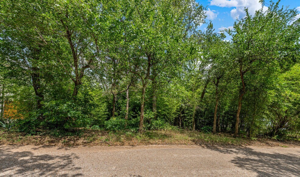 More Photos Of TBD Rainbow Dr, Woodway Land For Sale