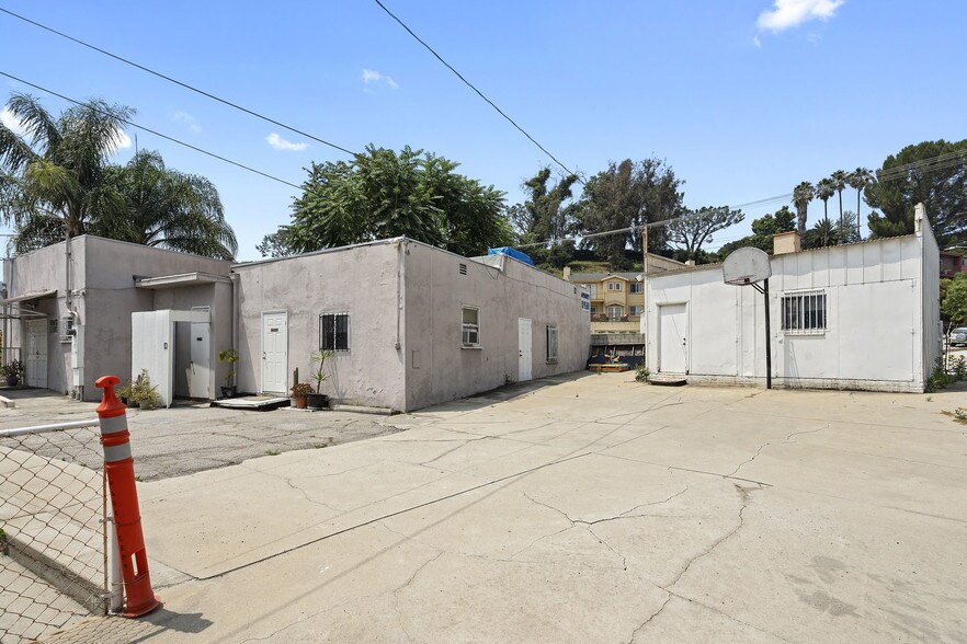 More Photos Of 4002-4006 1/2 Verdugo Rd, Glassell Park Storefront Retail Residential For Sale